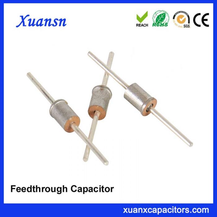 Through-core capacitor H4743